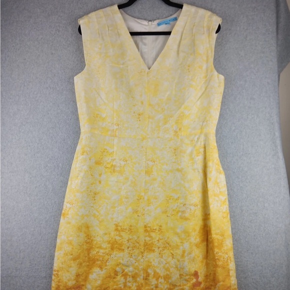 ANTONIO MELANI Gold Sheath Mini Dress V-Neck Sleeveless - Picture 1 of 3